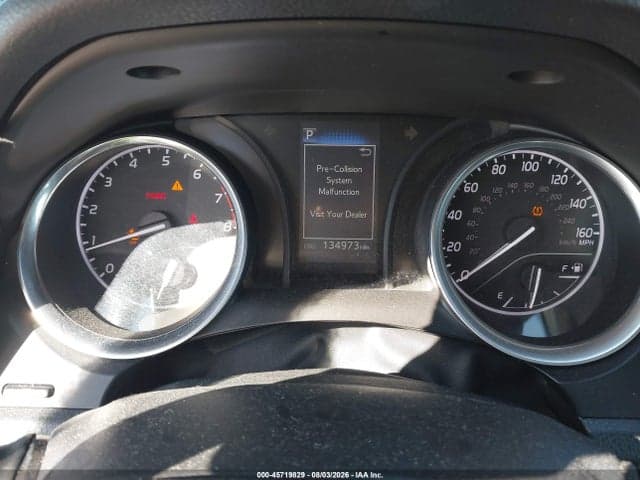 2018 TOYOTA CAMRY LE 7