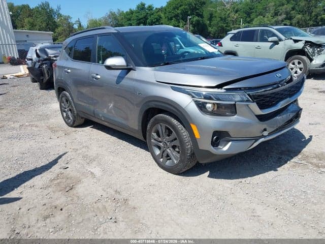 2021 KIA SELTOS S 1
