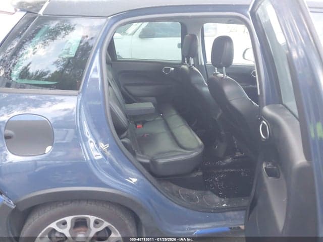 2018 FIAT 500L TREKKING 8