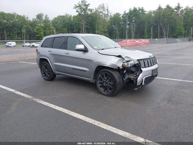 2017 JEEP GRAND CHEROKEE ALTITUDE 1