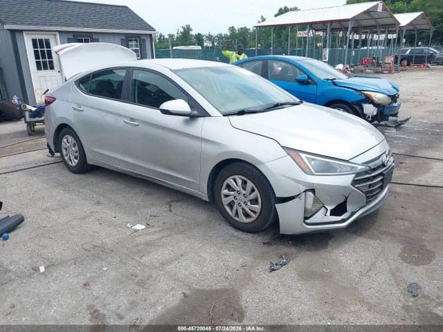 2019 HYUNDAI ELANTRA SE 1