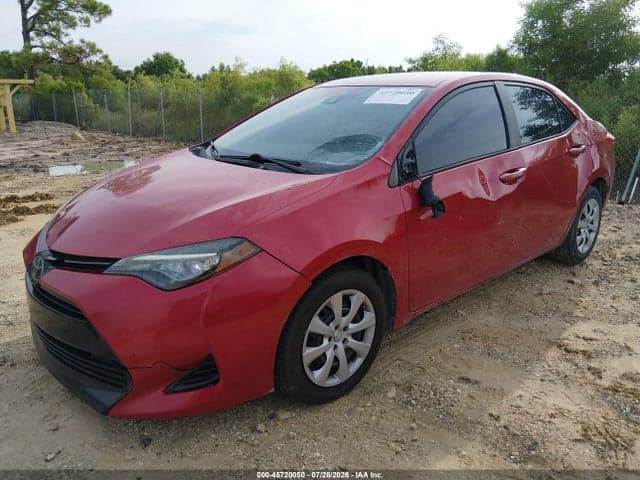 2017 TOYOTA COROLLA LE 6