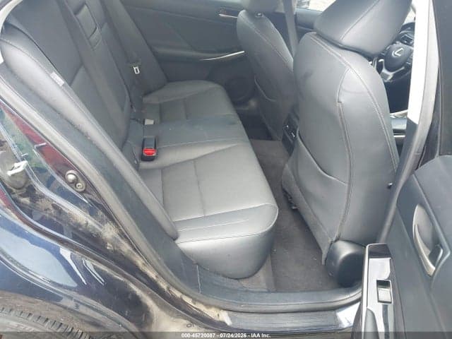 2019 LEXUS IS 300 8