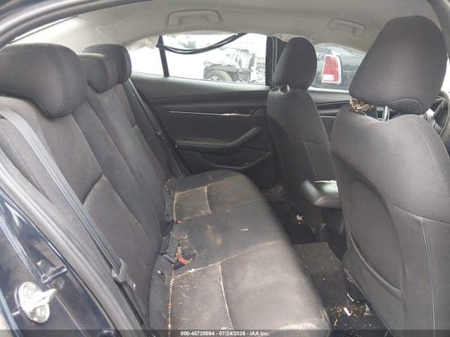2021 MAZDA MAZDA3 2.5 S 8