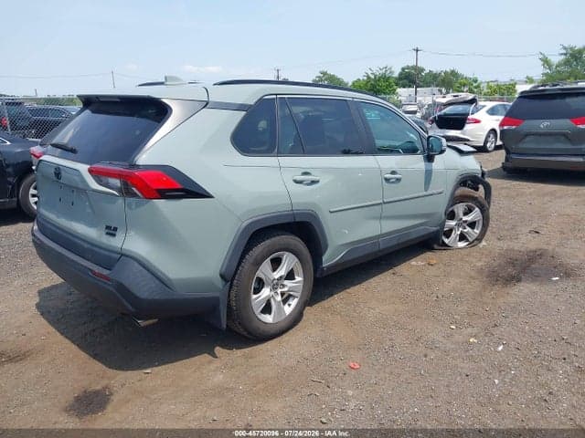 2021 TOYOTA RAV4 XLE 4