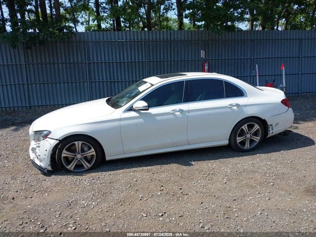 2017 MERCEDES-BENZ E 300 4MATIC 6