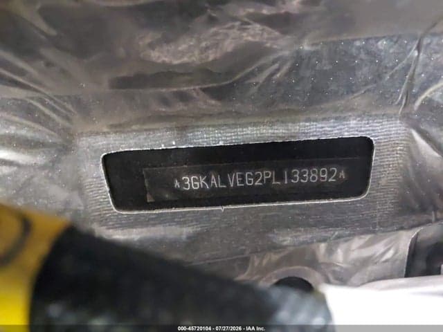 2023 GMC TERRAIN AWD SLT 9