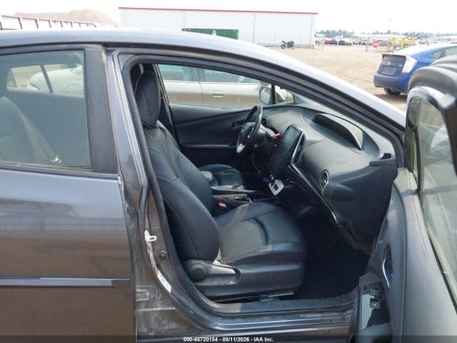 2018 TOYOTA PRIUS FOUR 5
