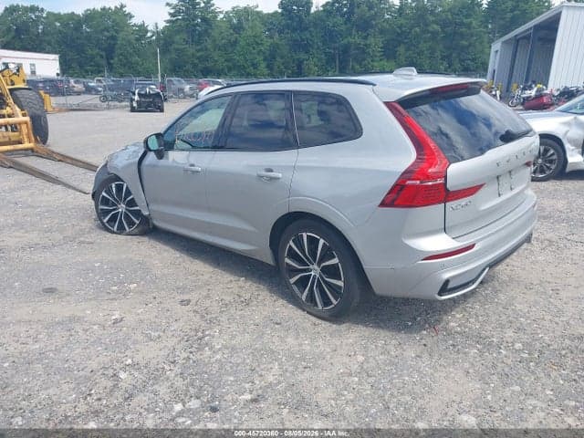2023 VOLVO XC60 B5 PLUS DARK THEME 3