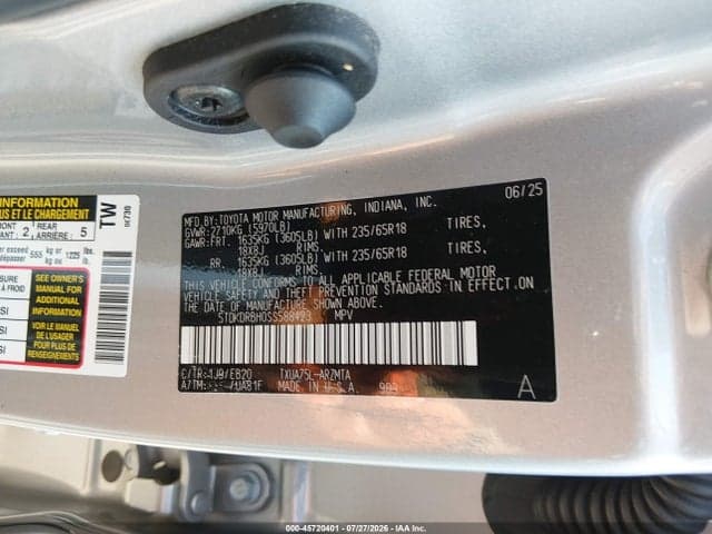 2025 TOYOTA HIGHLANDER XLE 9