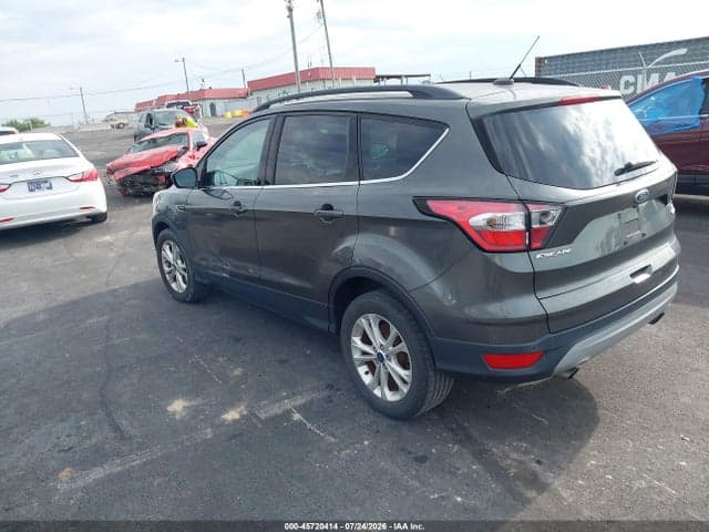 2017 FORD ESCAPE SE 3