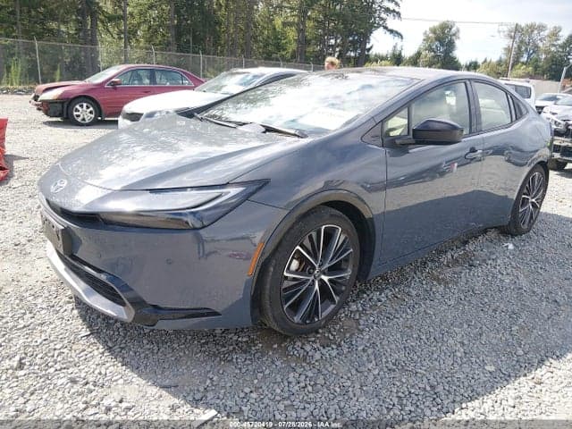 2023 TOYOTA PRIUS XLE AWD-E 2