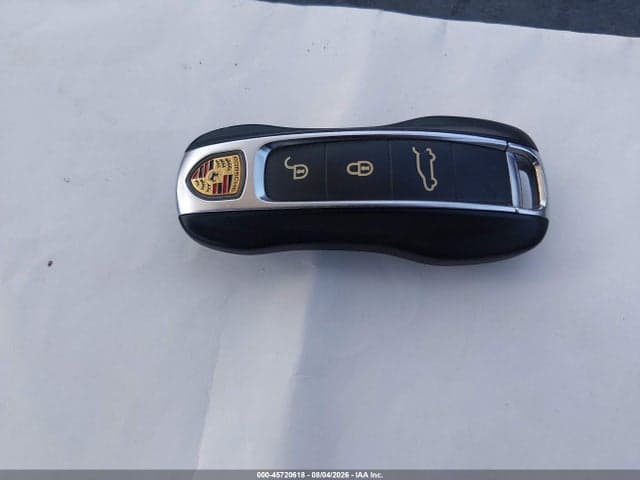 2019 PORSCHE CAYENNE 11