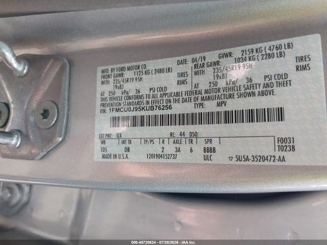 2019 FORD ESCAPE TITANIUM 9