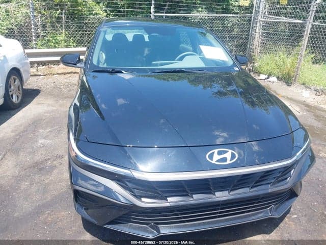 2026 HYUNDAI ELANTRA SEL SPORT 12