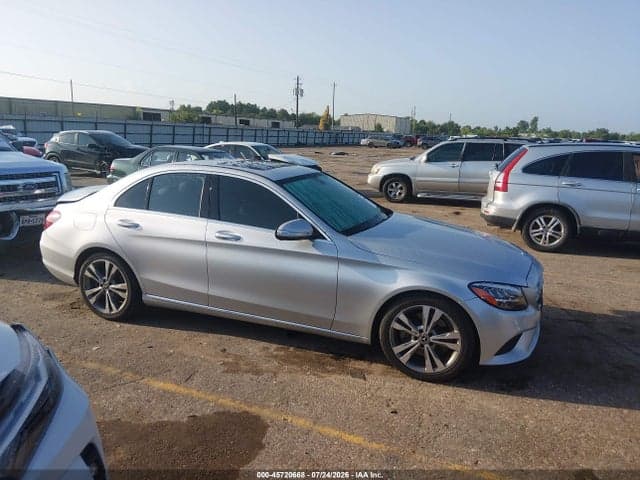 2020 MERCEDES-BENZ C 300 13