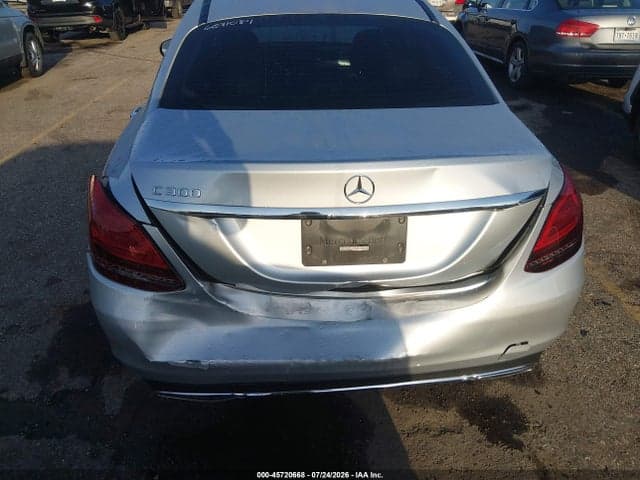 2020 MERCEDES-BENZ C 300 6