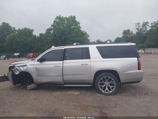 2017 GMC YUKON XL SLT 15