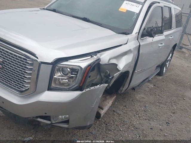 2017 GMC YUKON XL SLT 18