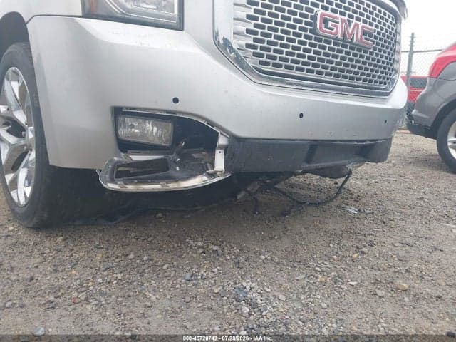 2017 GMC YUKON XL SLT 19