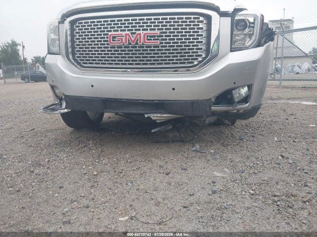 2017 GMC YUKON XL SLT 20