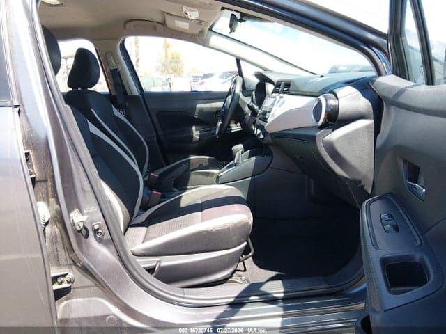 2021 NISSAN VERSA SV XTRONIC CVT 5