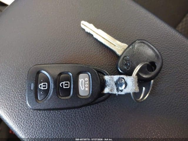 2019 HYUNDAI ELANTRA SE 11