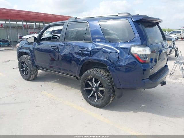 2022 TOYOTA 4RUNNER SR5 3
