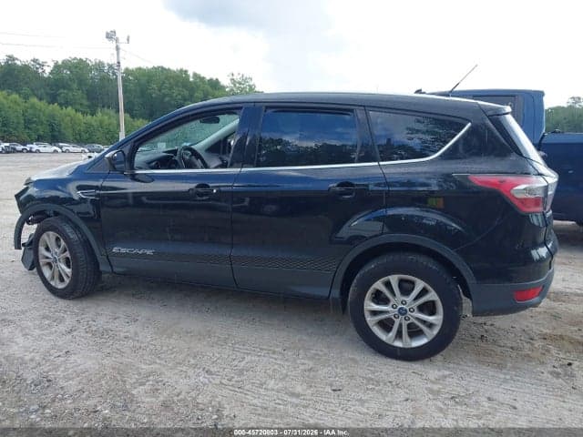 2017 FORD ESCAPE SE 15