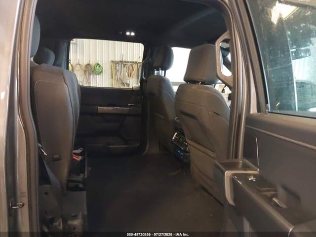 2022 FORD F-150 XLT 8