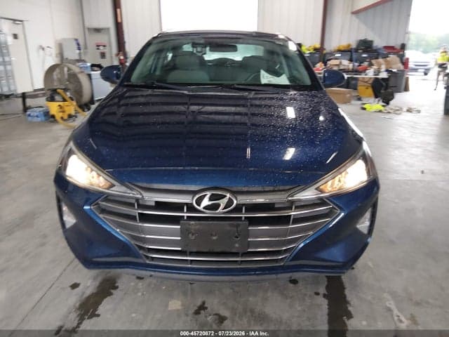 2020 HYUNDAI ELANTRA SE 12