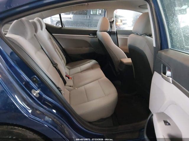 2020 HYUNDAI ELANTRA SE 8