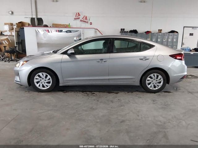 2020 HYUNDAI ELANTRA SE 14