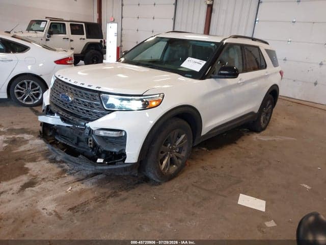 2022 FORD EXPLORER XLT 2