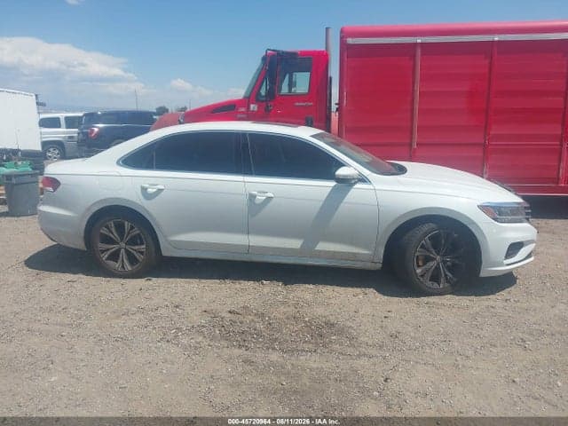 2021 VOLKSWAGEN PASSAT 2.0T SE 12