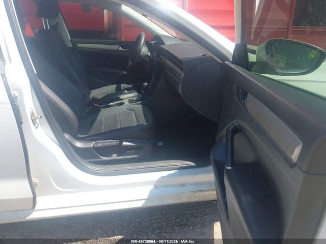 2021 VOLKSWAGEN PASSAT 2.0T SE 5