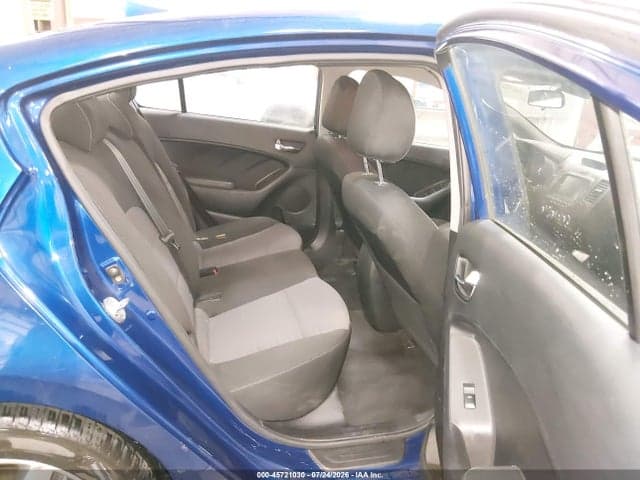 2018 KIA FORTE S 8