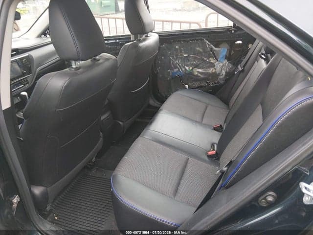 2017 TOYOTA COROLLA SE 8