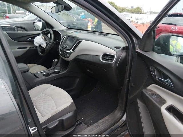 2020 CHEVROLET EQUINOX FWD LS 5