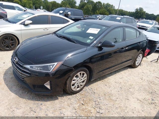 2019 HYUNDAI ELANTRA SE 2