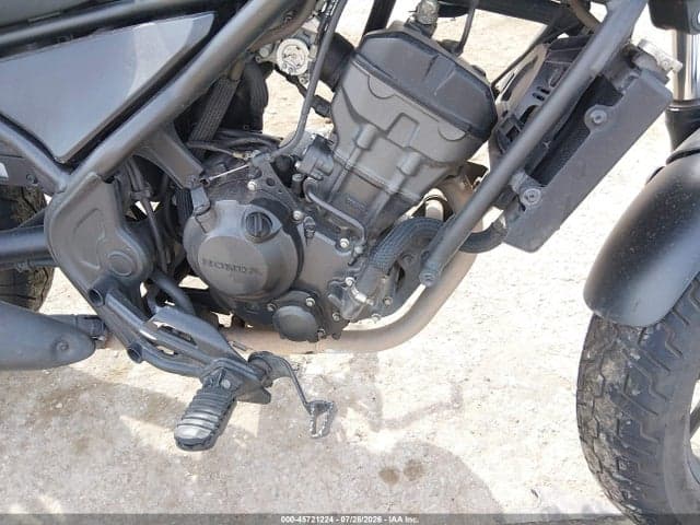 2025 HONDA CMX300 8