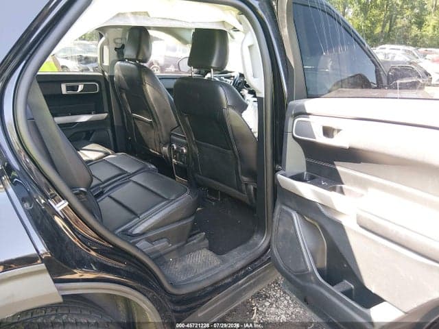 2021 FORD EXPLORER XLT 8