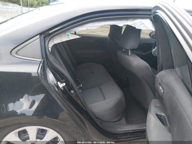 2023 TOYOTA COROLLA LE 8