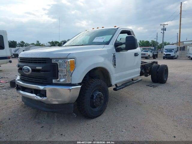 2017 FORD F-350 CHASSIS XL 2