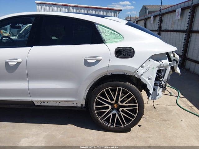 2026 PORSCHE CAYENNE E-HYBRID COUPE 20