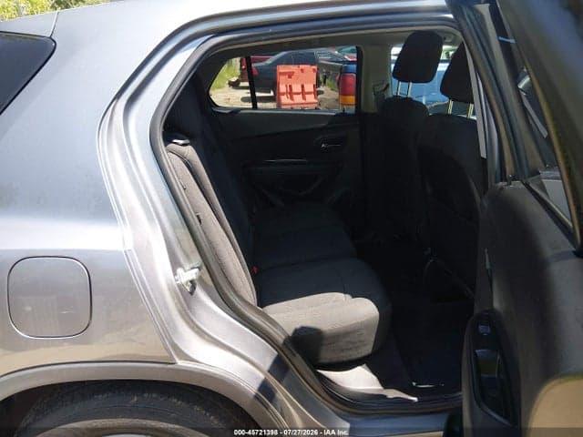 2020 CHEVROLET TRAX FWD LT 8