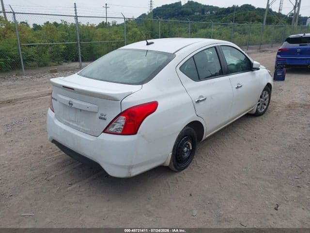 2019 NISSAN VERSA 1.6 SV 4