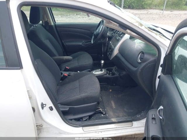 2019 NISSAN VERSA 1.6 SV 5