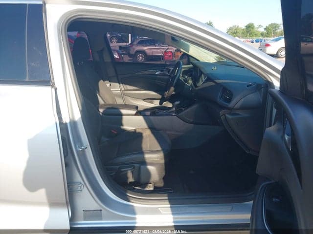 2019 BUICK REGAL SPORTBACK PREFERRED II 5