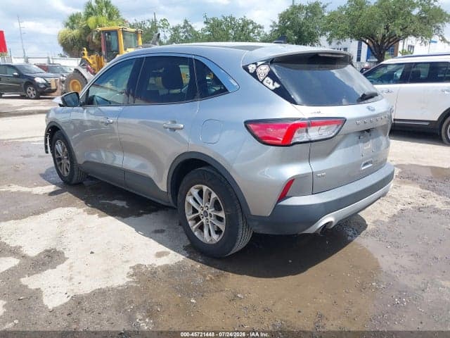 2021 FORD ESCAPE SE 3